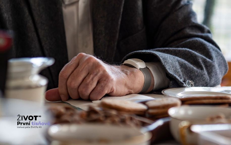 ŽIVOT 90 se aktivně zapojuje do mezinárodních debat o technologiích, které mohou zvyšovat bezpečí seniorů